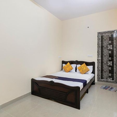 Spot On Ssr Lodging And Boarding Bengaluru Kültér fotó